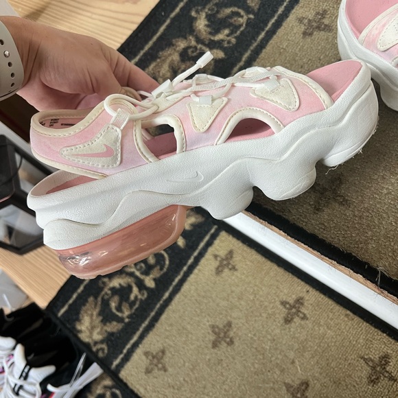 Nike Pink and White Platform Sandals - Picture 7 of 7
